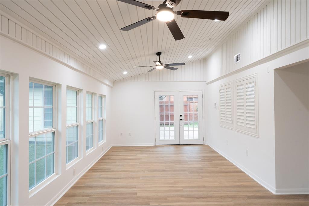 18007 Ravenfield Drive, Houston, Texas image 11