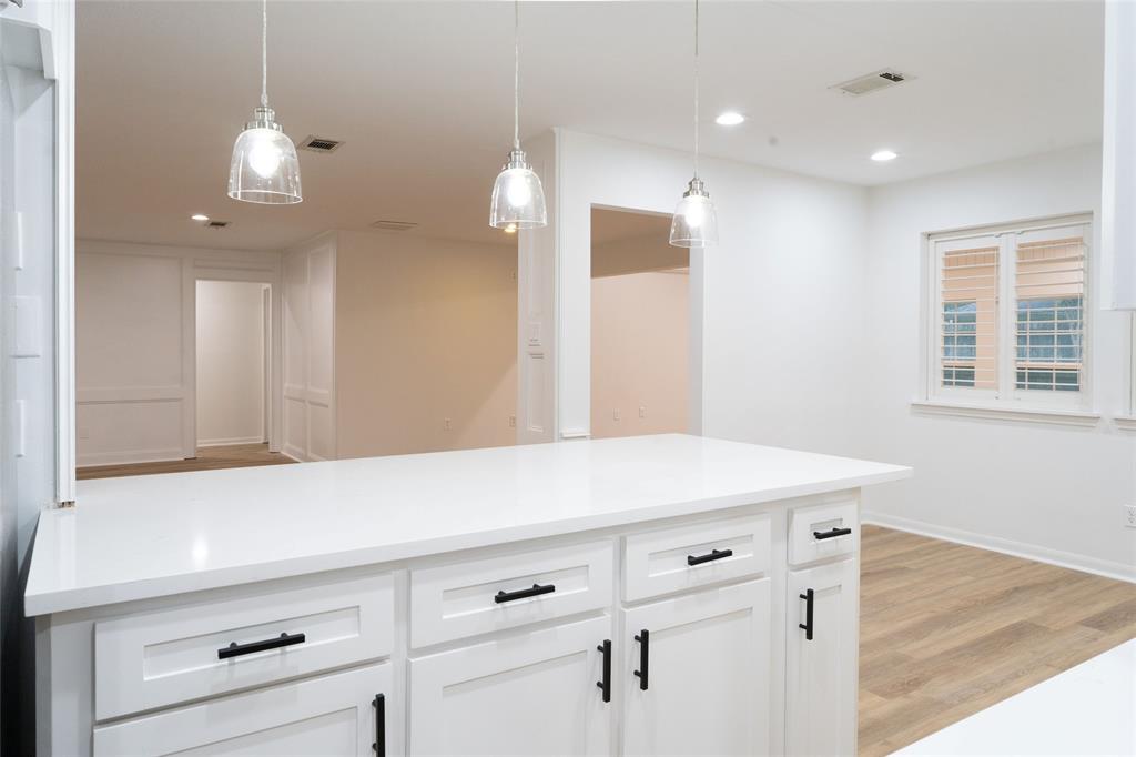 18007 Ravenfield Drive, Houston, Texas image 24