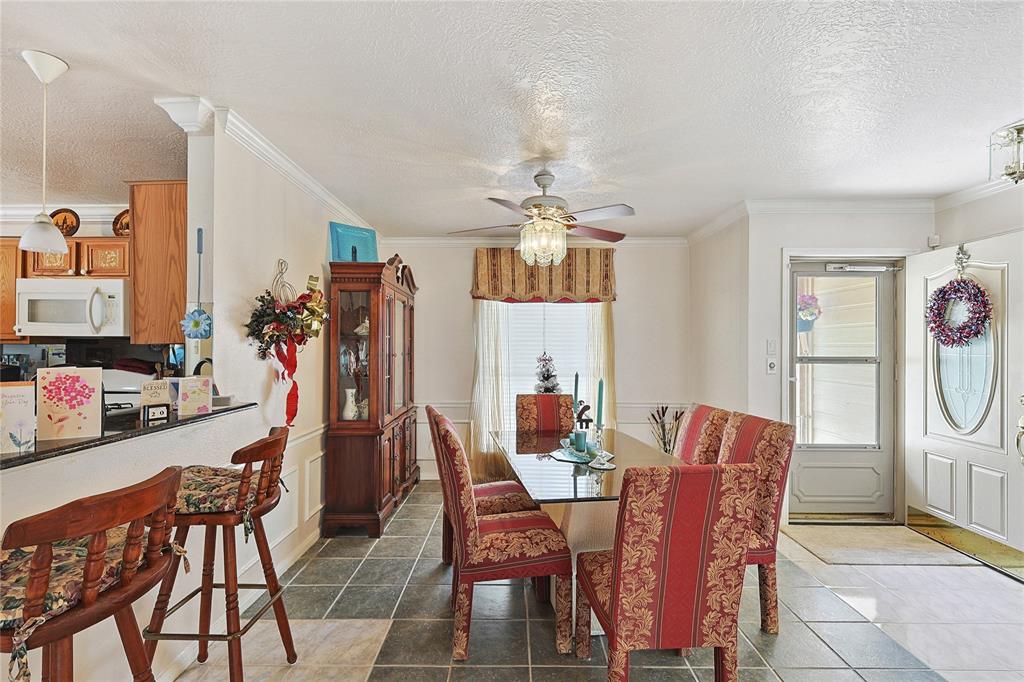 1818 Kemah Oaks Drive