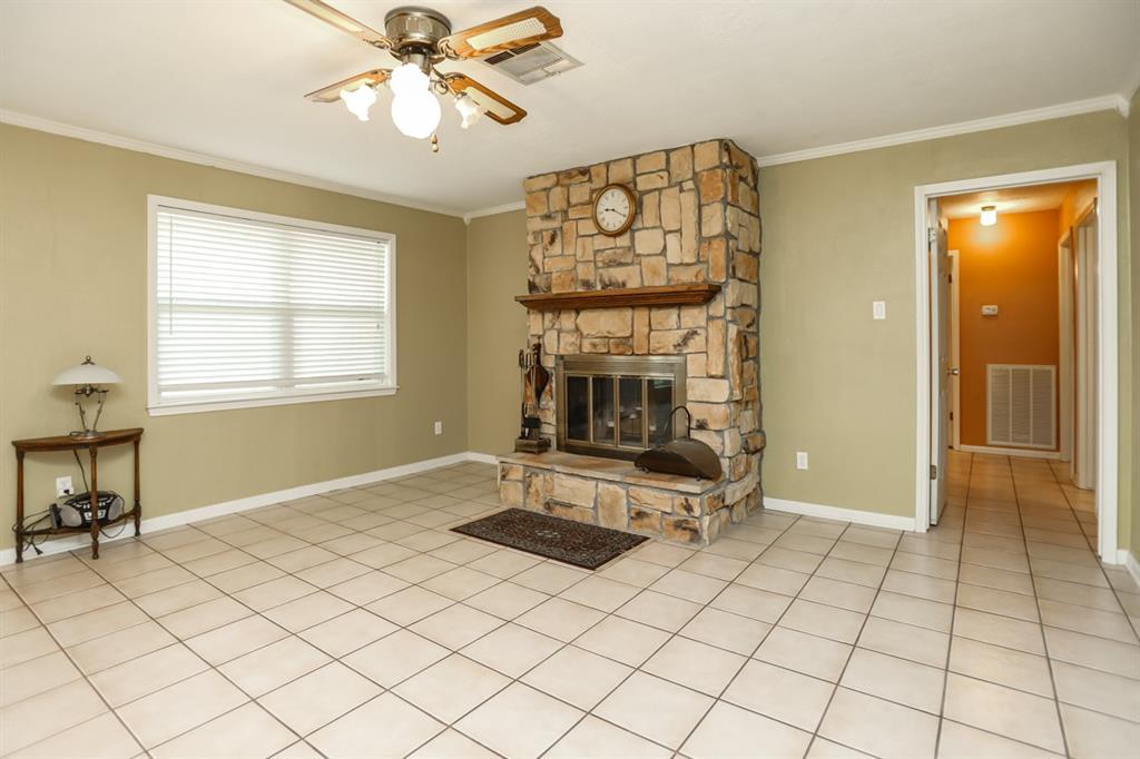 1809 Lazy Creek Ln Ln, Pearland, Texas image 7