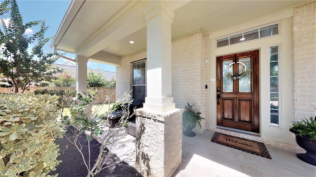 2506 Foxcrest Drive, Katy, Texas image 3