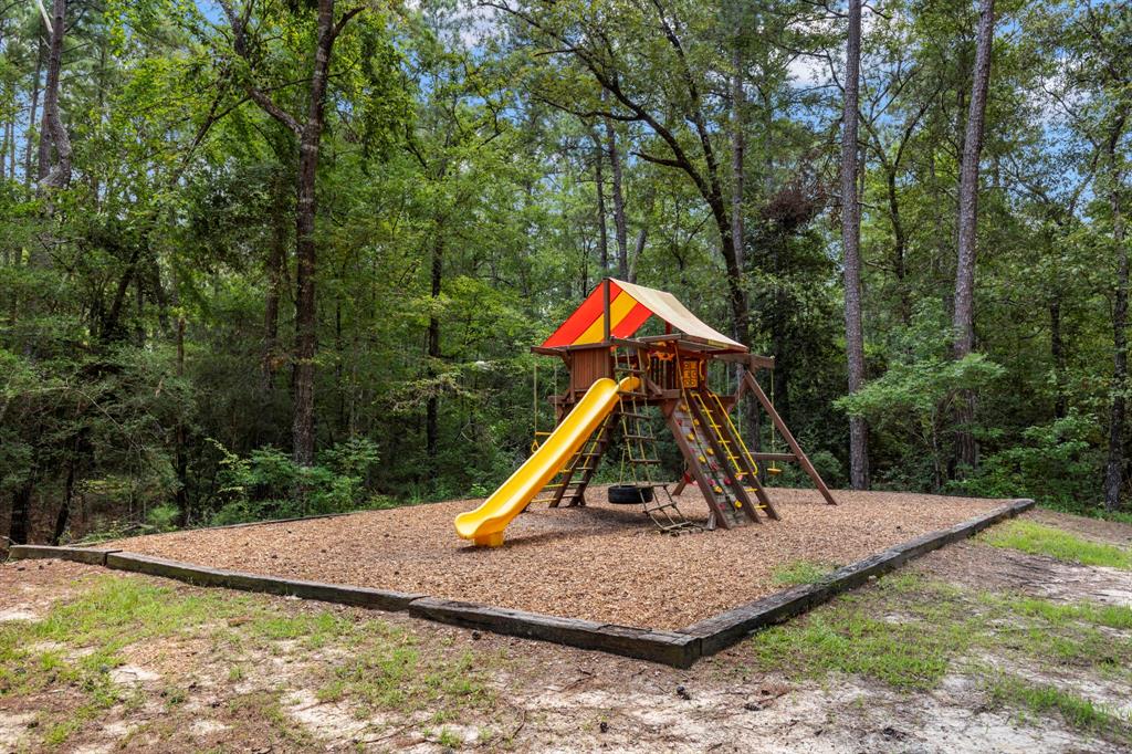 Lonestar Road, Huntsville, Texas image 22