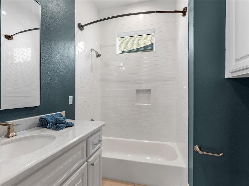 3 Bowers Pine Court, Spring, Texas image 23