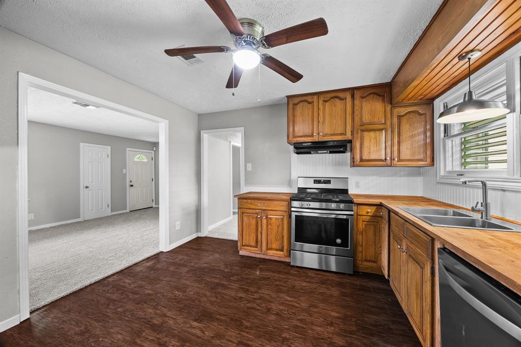 2817 John Street, La Marque, Texas image 10