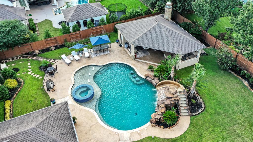 10414 Pebblecreek Crossing