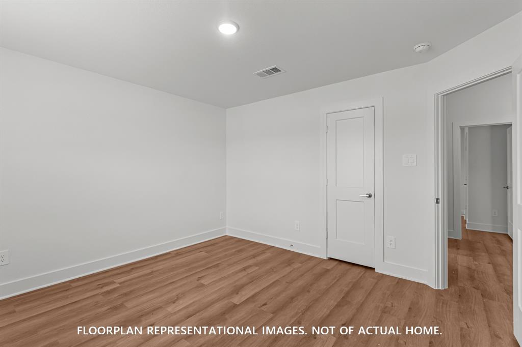 32302 Sunbeam Drive, Fulshear, Texas image 12