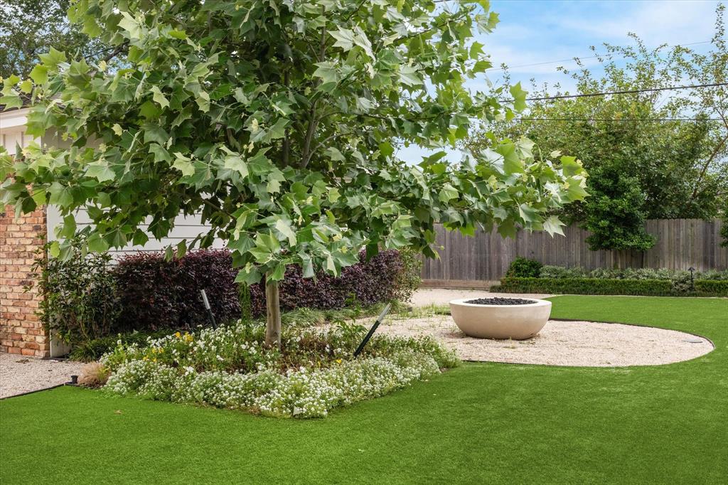 1518 Droxford Drive, Houston, Texas image 32