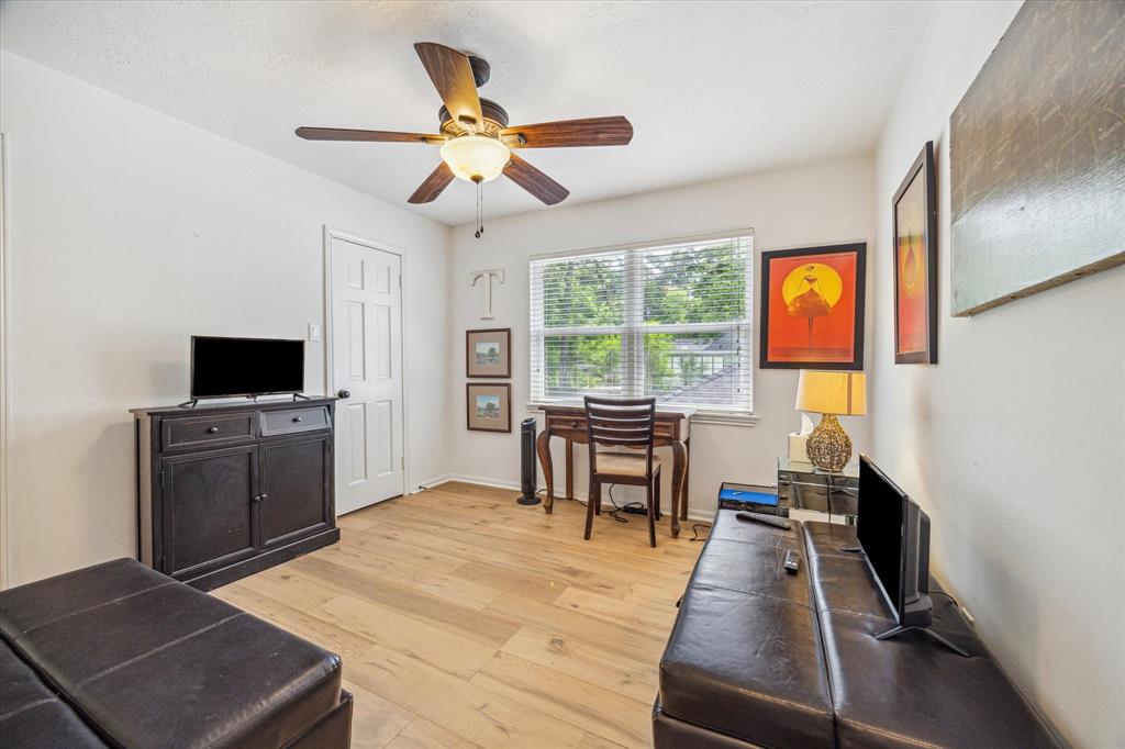 2910 Royal Circle Drive, Kingwood, Texas image 26