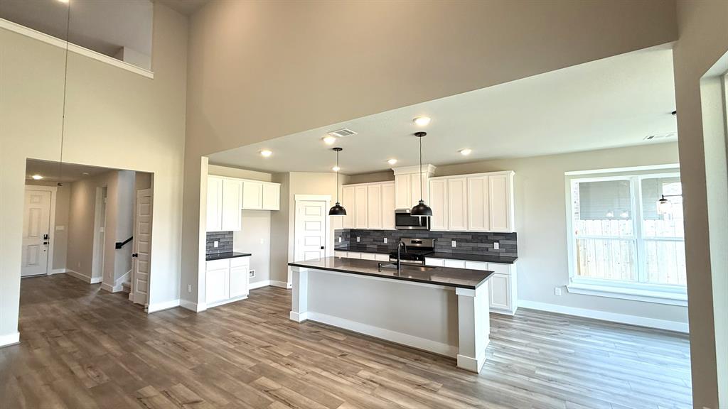 property-search 3 21418 Iberian Magpie Trail