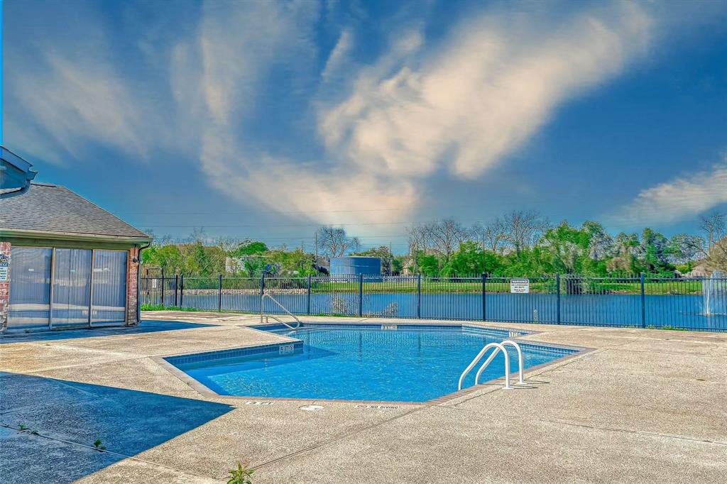 3826 Shire Valley Drive, Missouri City, Texas image 19