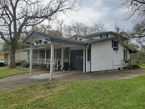 A home in Lake Jackson