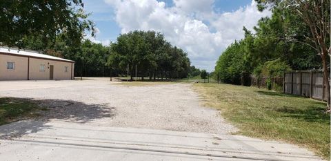 Photo of 2738 Deborah Street, Stafford, TX 77477 (MLS # 12364859)