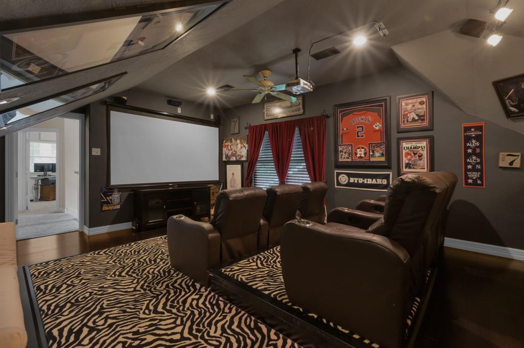 305 Finwick Drive, Conroe, Texas image 32