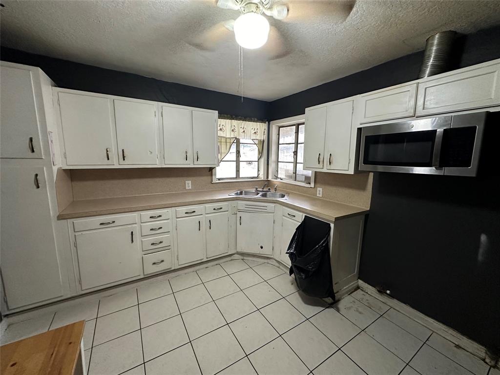 property-search 1 913 Sunset Drive