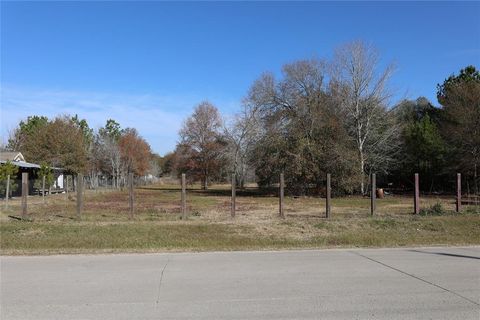  in Cleveland TX 1629 County Road 340.jpg