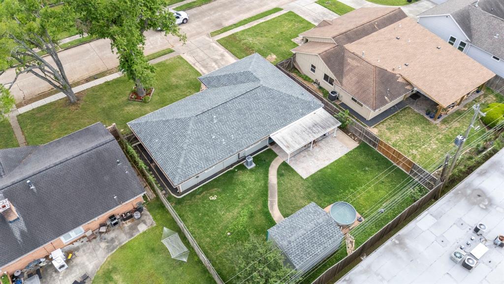 2407 Willowby Drive, Houston, Texas image 35