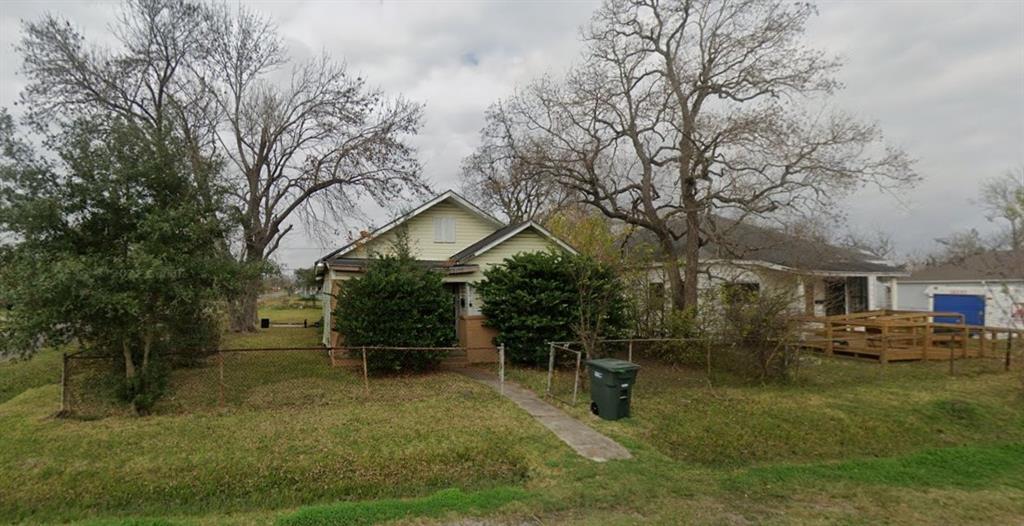 801 13th Street, Port Arthur, Texas image 2