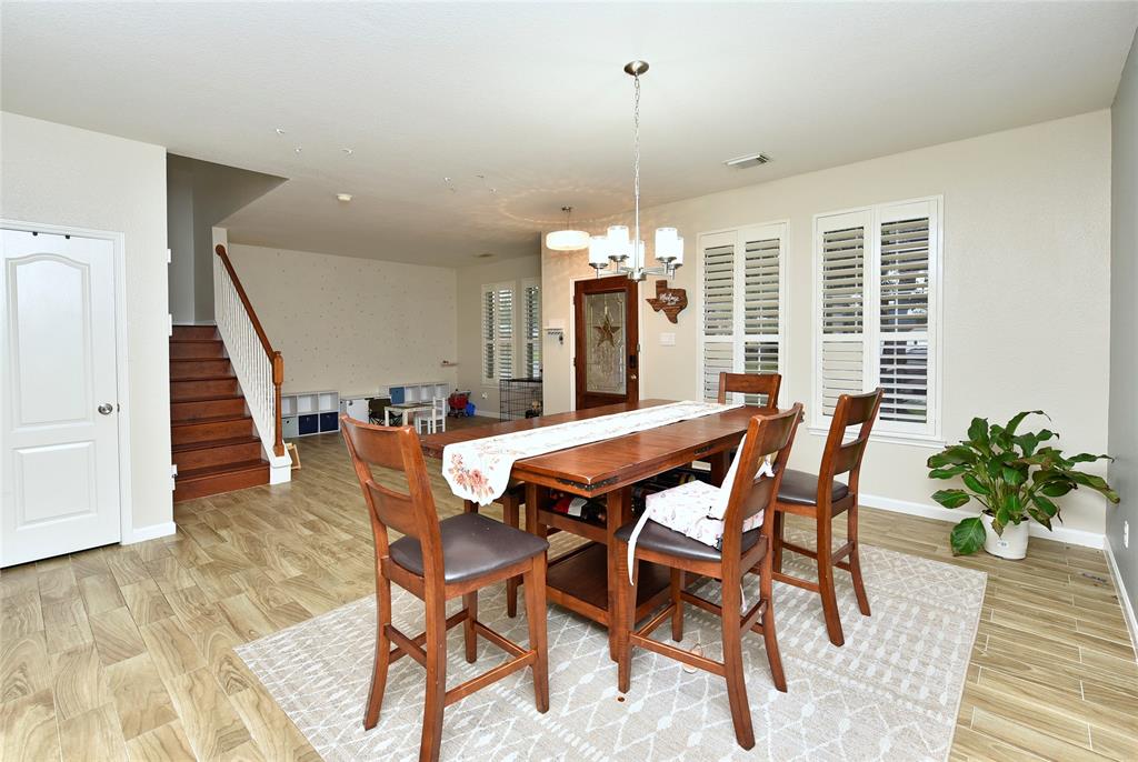 3019 Park Springs Lane, Sugar Land, Texas image 5
