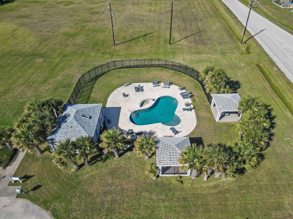 Friar Tuck Street, Shepherd, Texas image 4