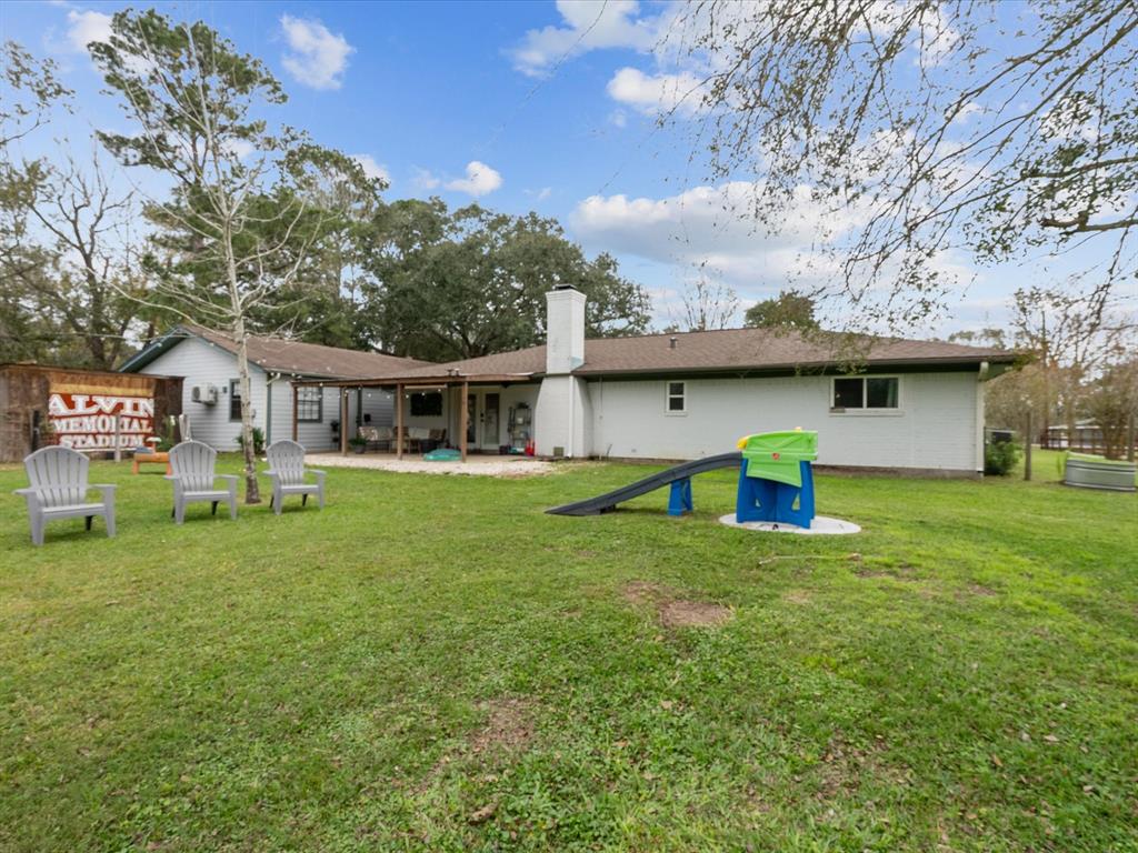 587 County Road 949e, Alvin, Texas image 34