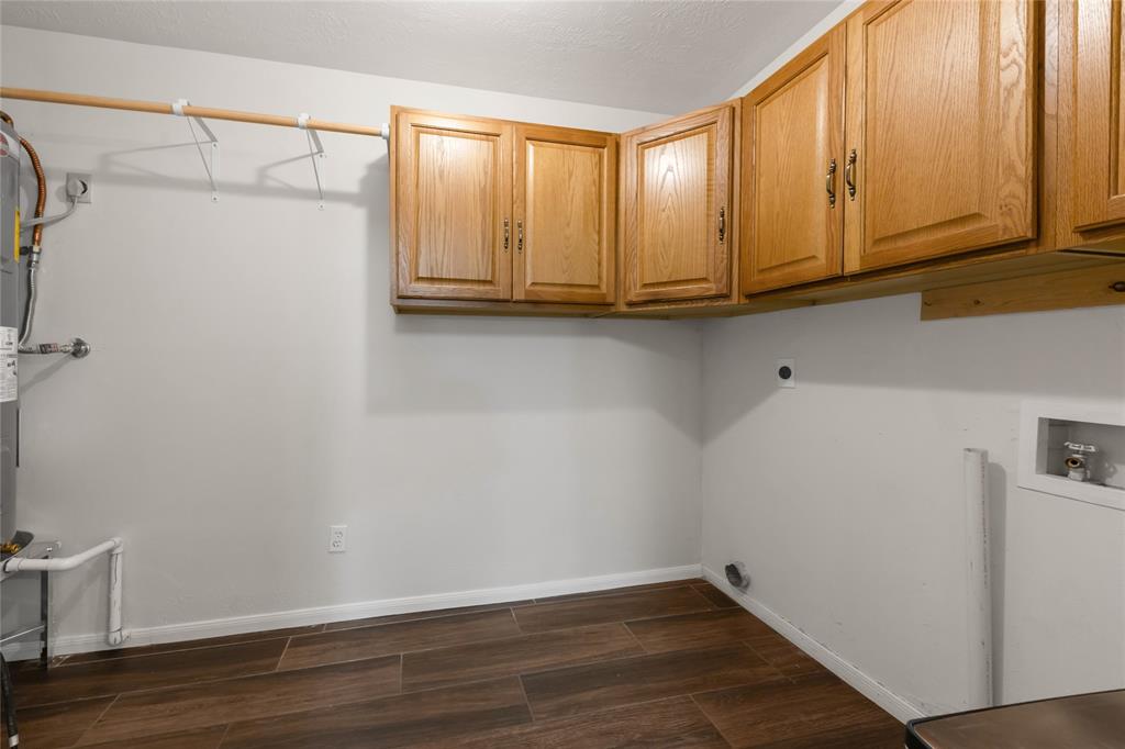 1796 Fawn Lake Drive, Bryan, Texas image 21