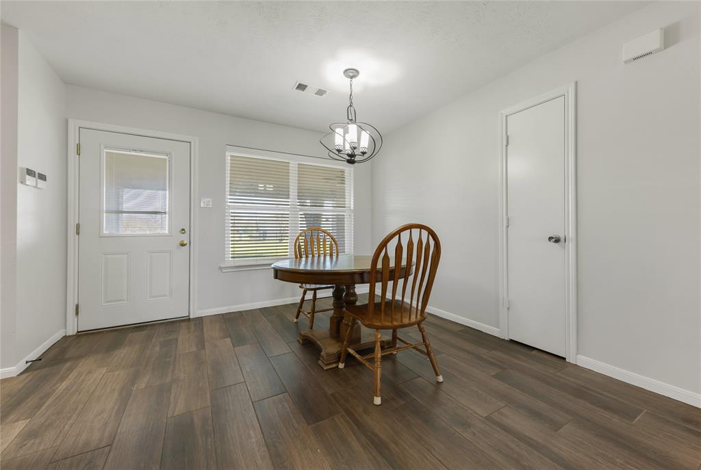 1796 Fawn Lake Drive, Bryan, Texas image 10
