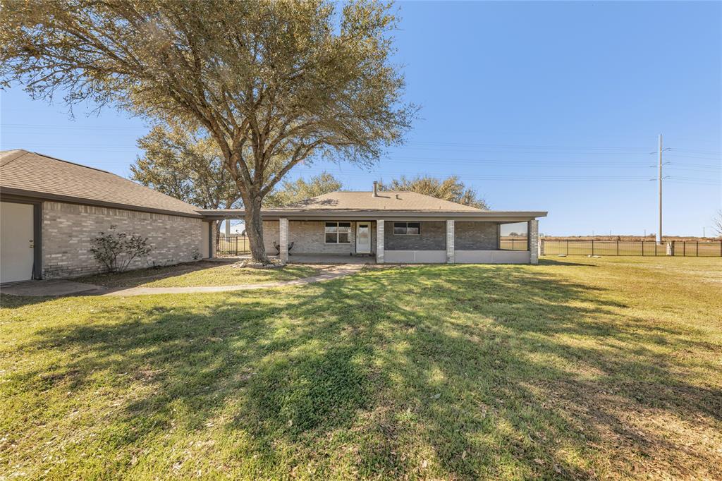 1796 Fawn Lake Drive, Bryan, Texas image 22