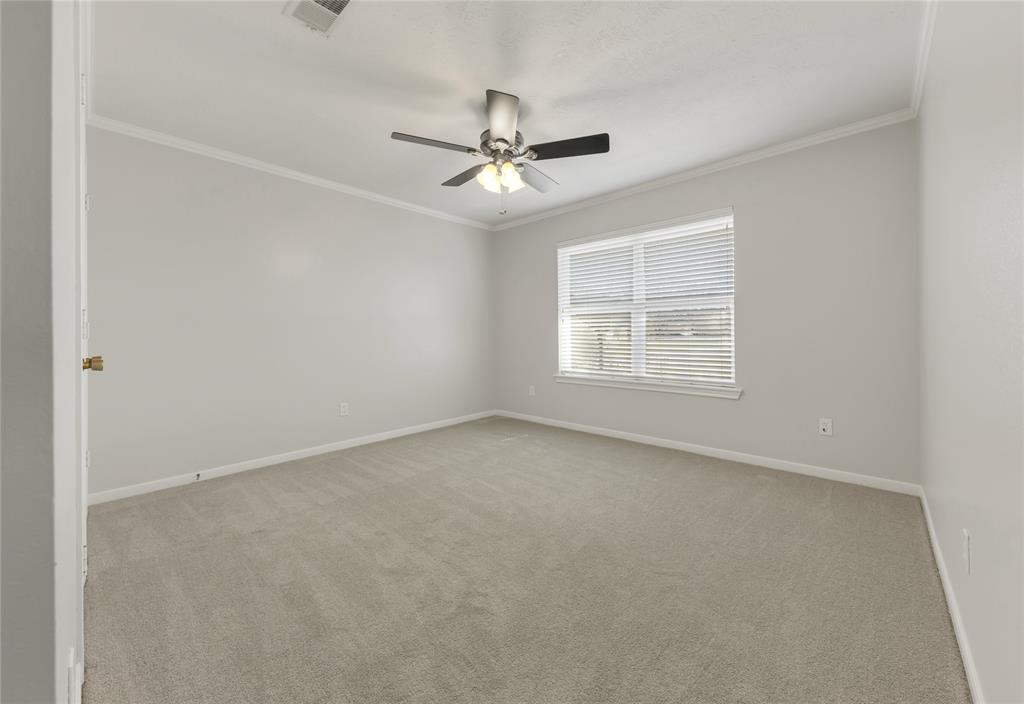 1796 Fawn Lake Drive, Bryan, Texas image 16