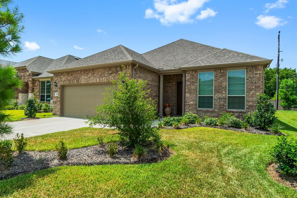 221 Connemara Drive, The Woodlands, Texas image 34