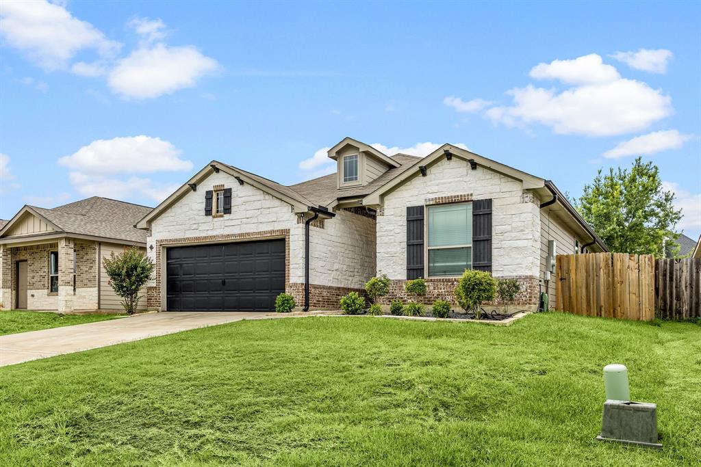 11323 Cora Lane
