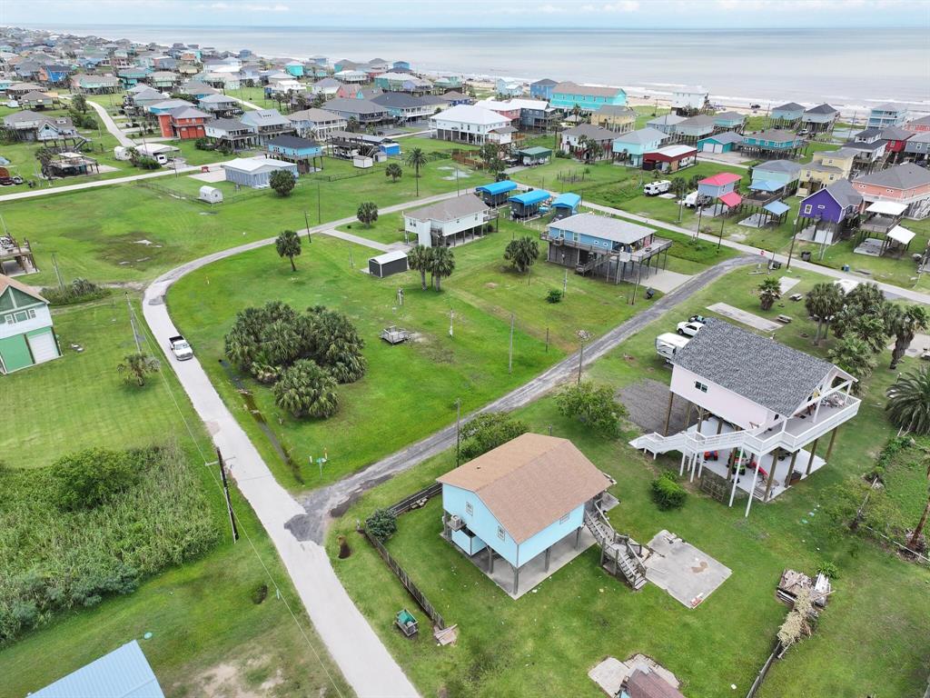 866 Blue Bonnet Lane, Crystal Beach, Texas image 7