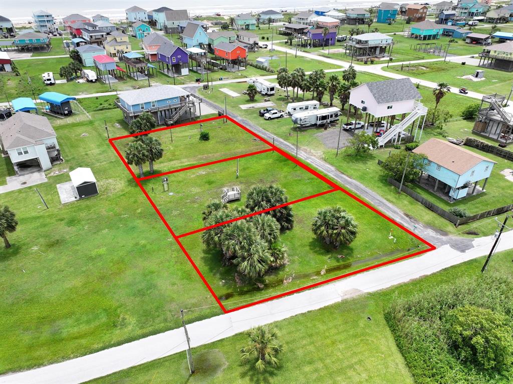 866 Blue Bonnet Lane, Crystal Beach, Texas image 1