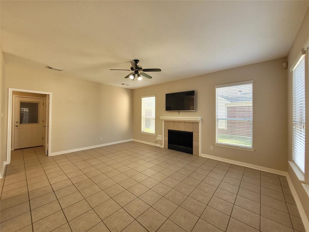 1801 Oakbrook Circle, Pearland, Texas image 17