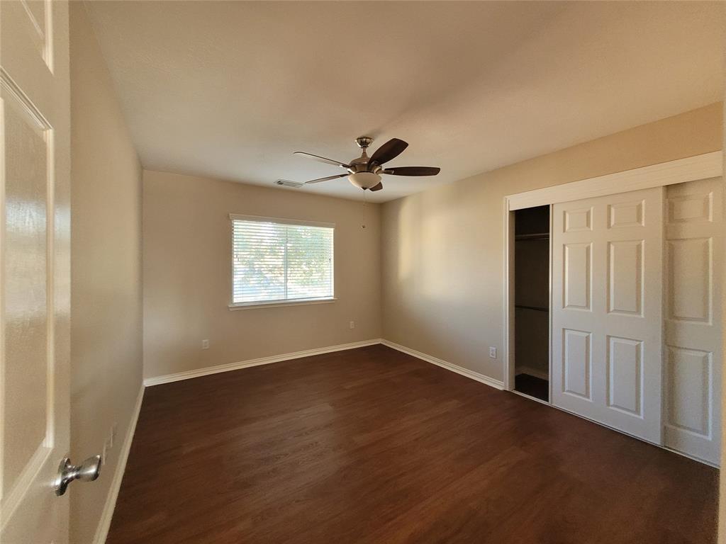 1801 Oakbrook Circle, Pearland, Texas image 31