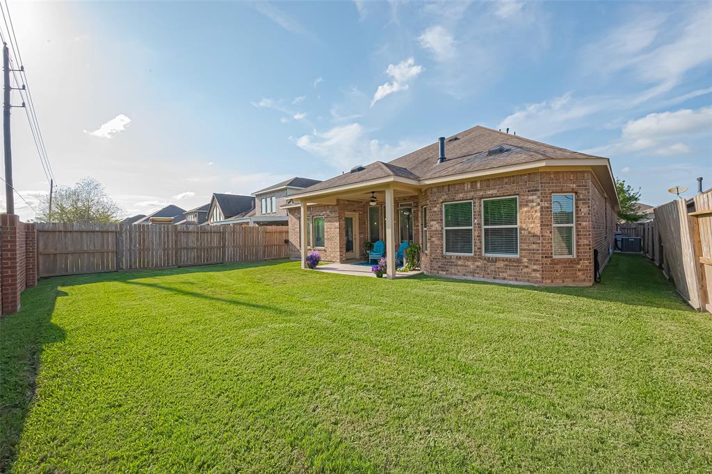 10147 Deerpark Drive, Missouri City, Texas image 20