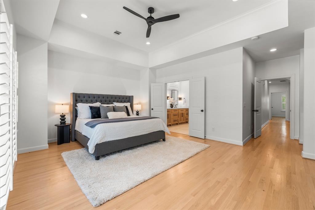 26 Riva Row, The Woodlands, Texas image 18