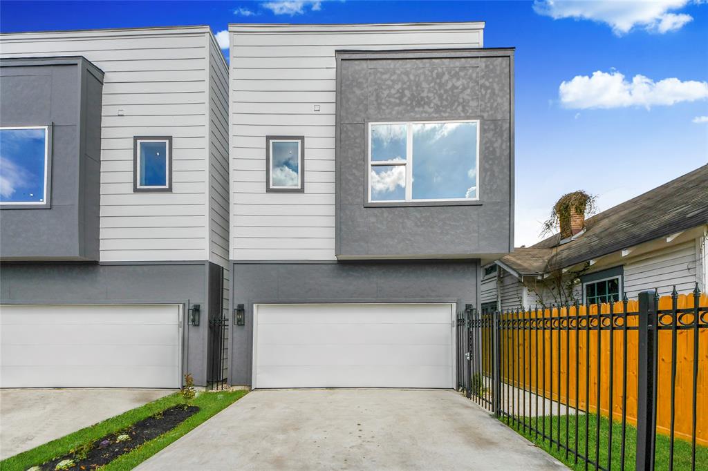 3033 Dennis Street, Houston, Texas image 3