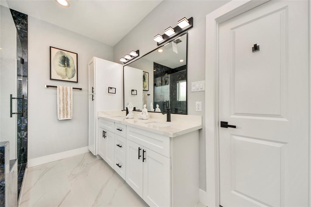 3033 Dennis Street, Houston, Texas image 28
