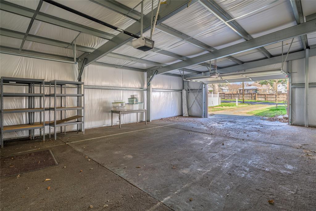 232 S Holland St, Bellville, Texas image 18