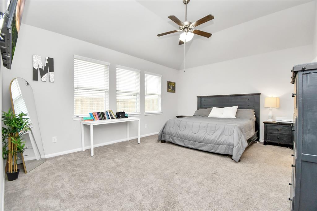 8419 Sunset Horizon Drive, Baytown, Texas image 28
