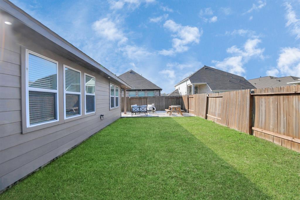 8419 Sunset Horizon Drive, Baytown, Texas image 41