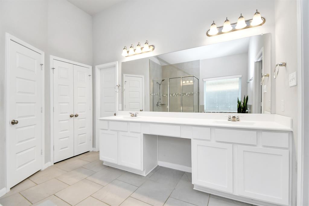 8419 Sunset Horizon Drive, Baytown, Texas image 33