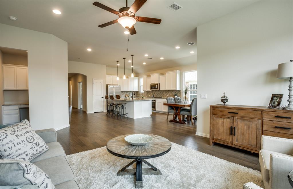 5214 Oakland Bluff Lane