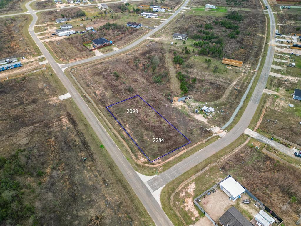 2093 Road 5702, Cleveland, Texas image 2