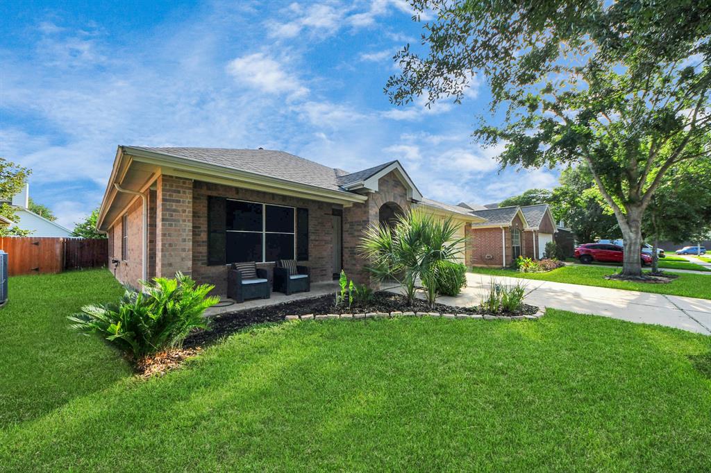 16322 Redwicke Lane