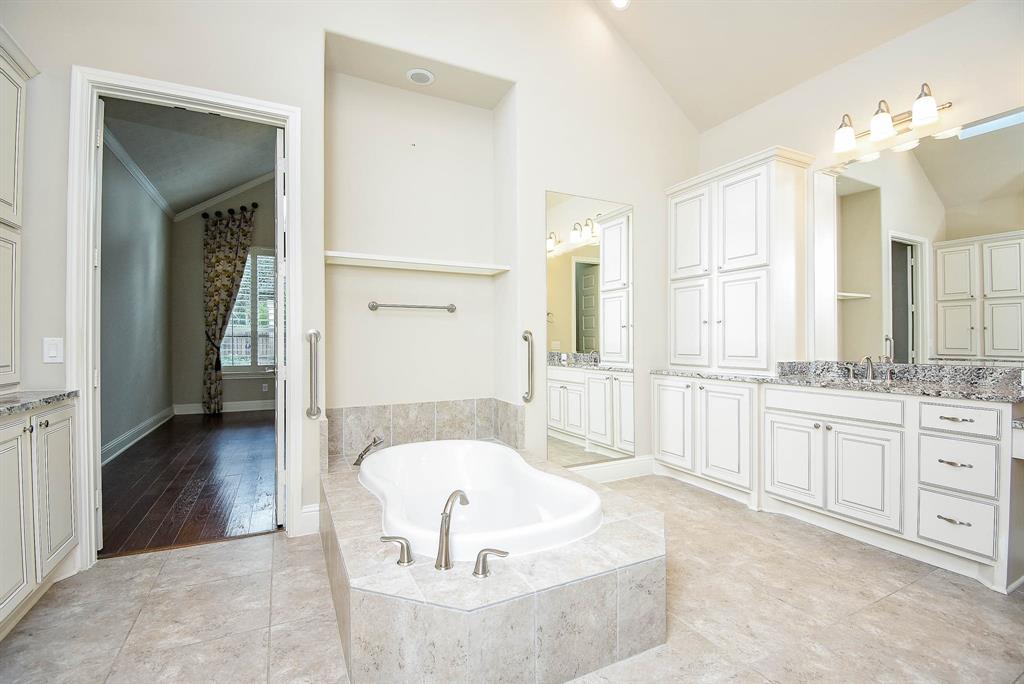 Photo 11 of 34 of 2318 Pink Rose Walk Court townhome