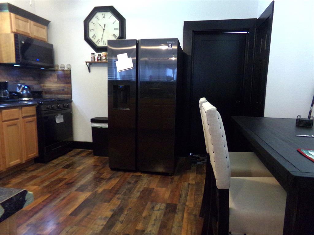 413 Paulus Street, Schulenburg, Texas image 5