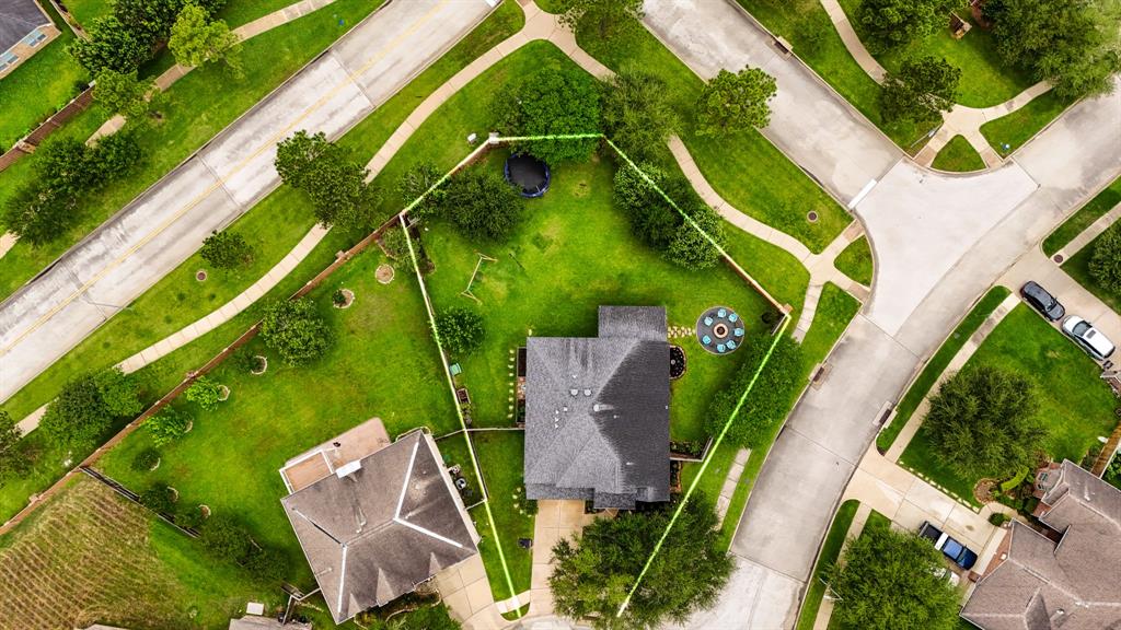 20011 Lobelia Manor Court, Spring, Texas image 2