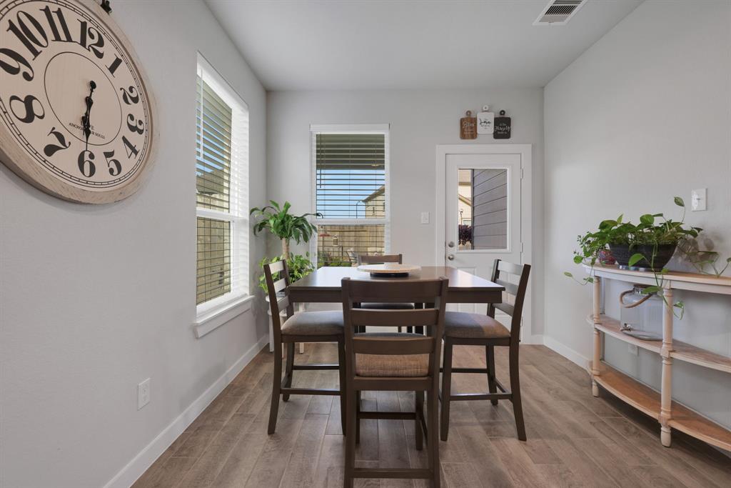 308 Spruce Oak Lane, Waller, Texas image 11