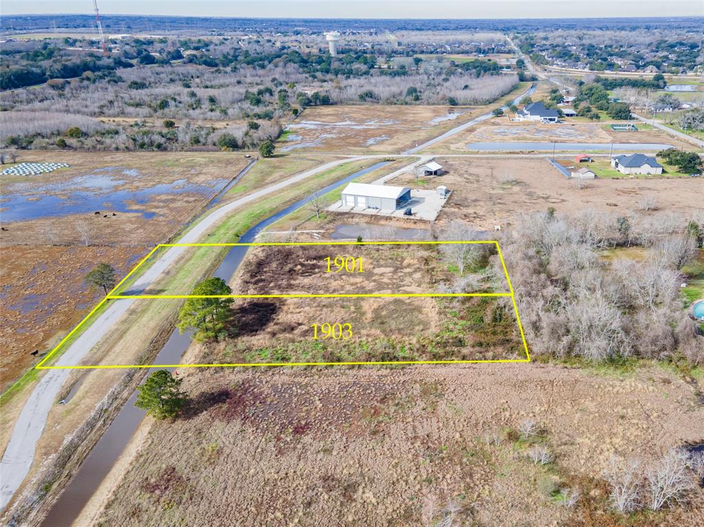 1901 Schulte Lane, Friendswood, Texas image 4
